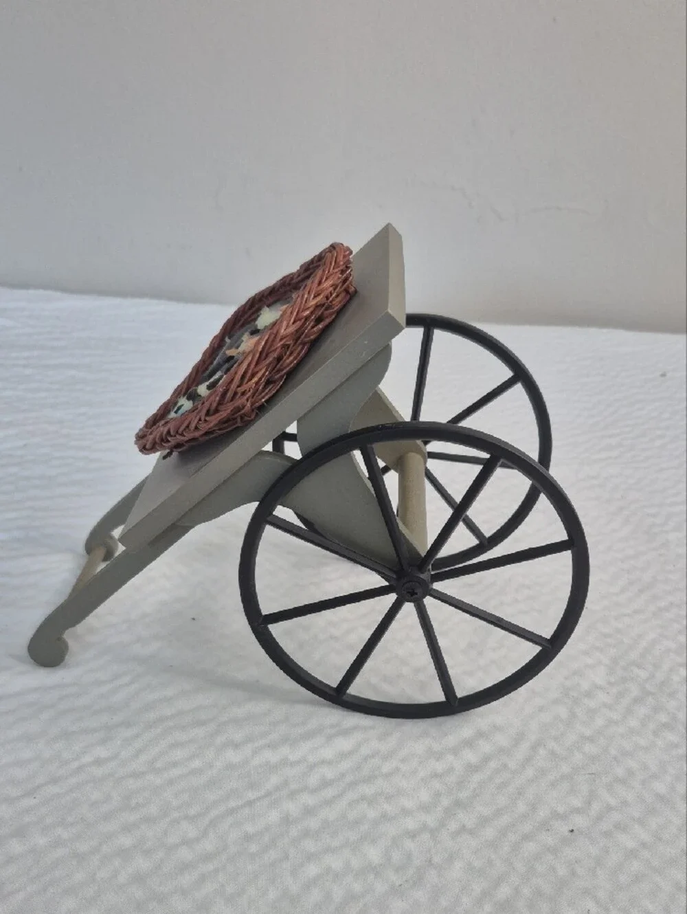 Vtg BYERS’ CHOICE carolers ACCESSORY fish monger cart CRIES OF LONDON 2001